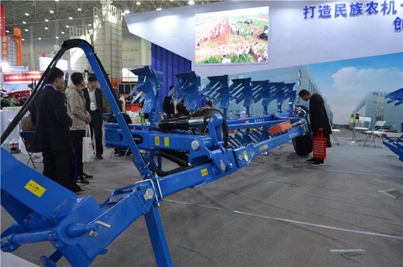 农机行业发展趋势解读:聚焦黄冈农机如何重塑农业未来
